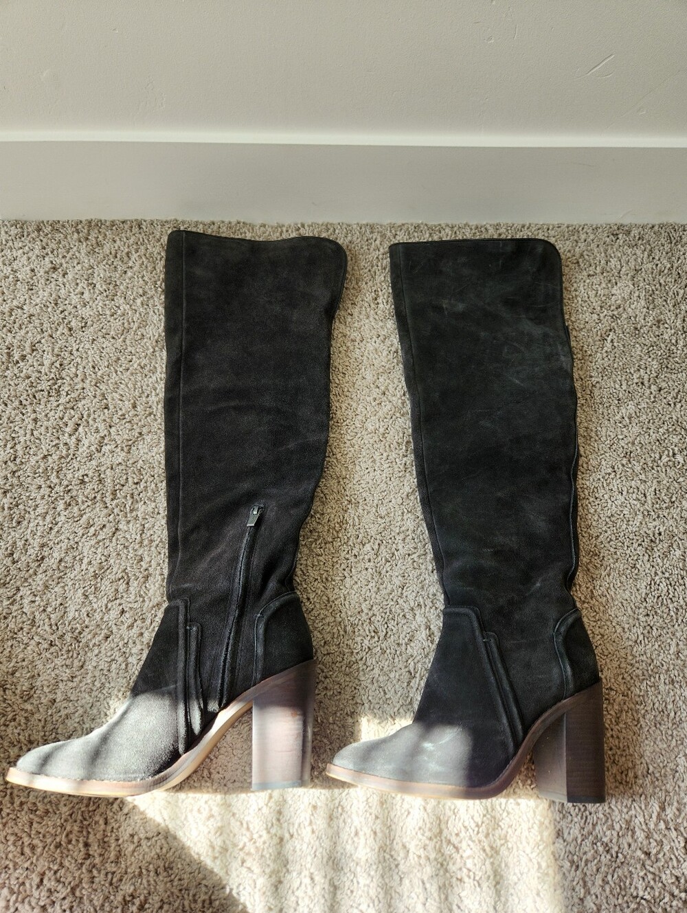 Vince Camuto Melaya Suede Over The Knee Boots Size 8.5 - Picture 2 of 7